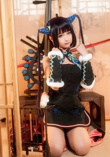 独自在夜晚的海边